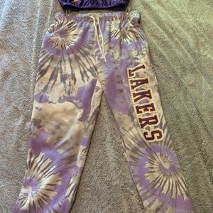 lakers set for women